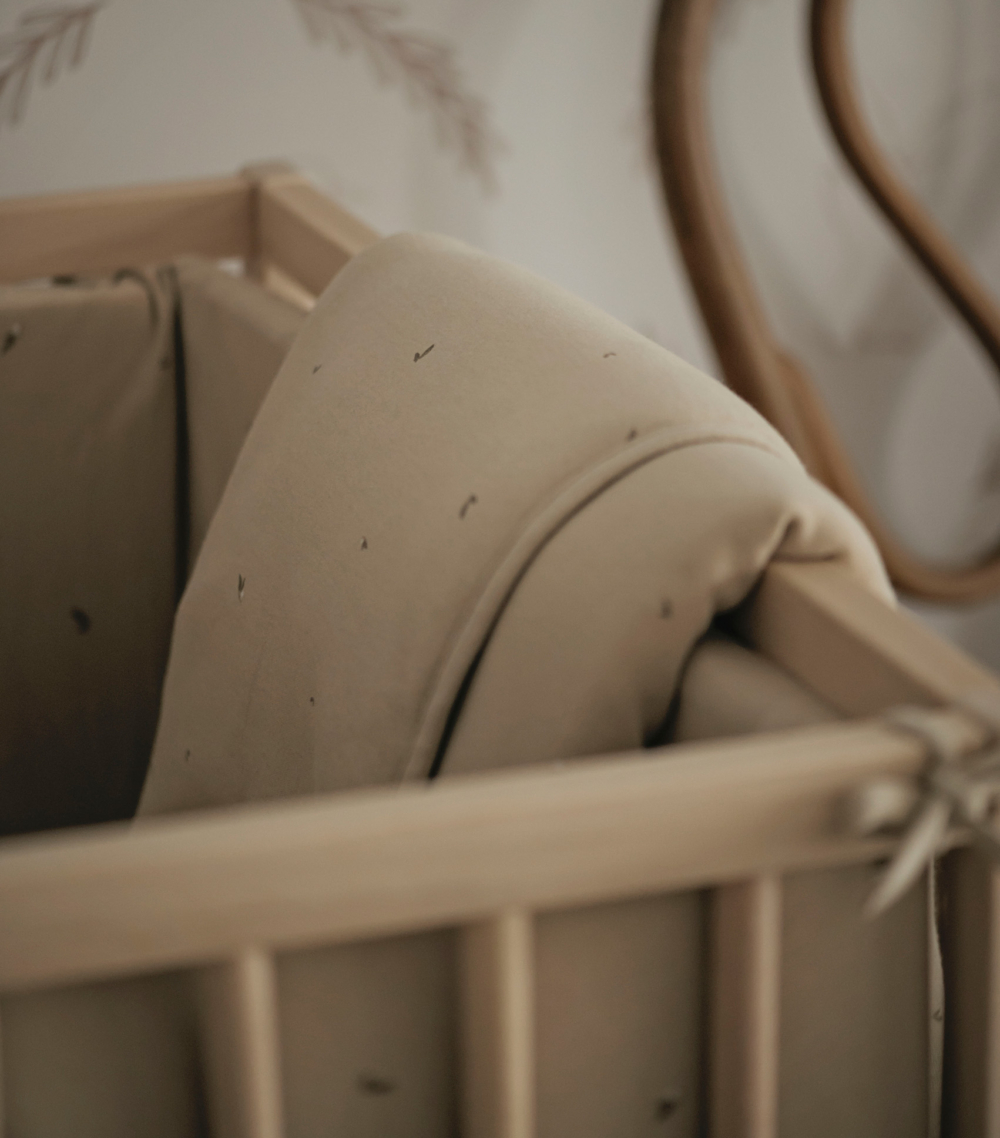 LEAFLET SET LEAFLET SET