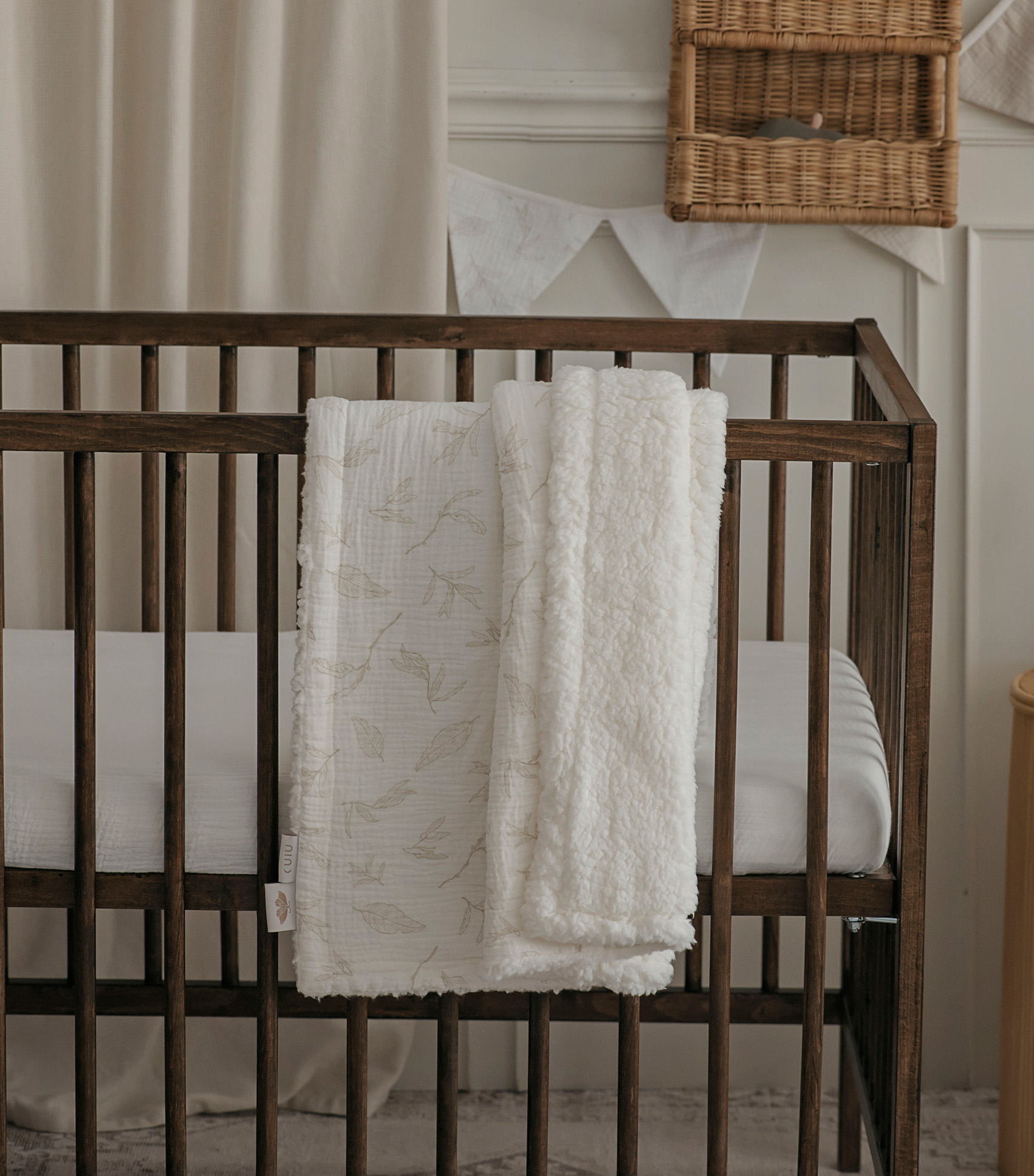 leaf ls (1) leaf ls (1)