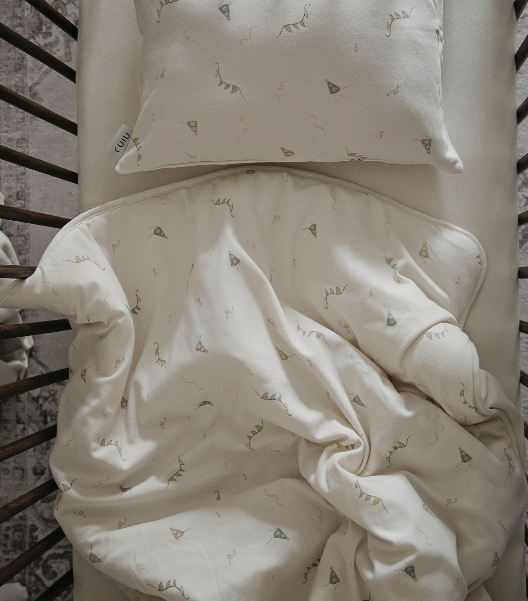 bed set - happy hour 3