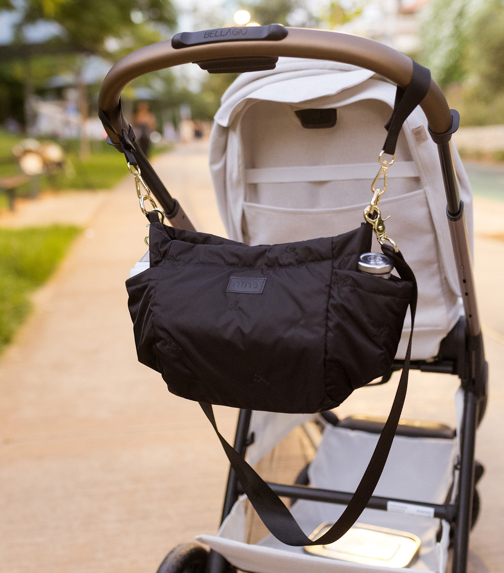 black stroller orginaizer