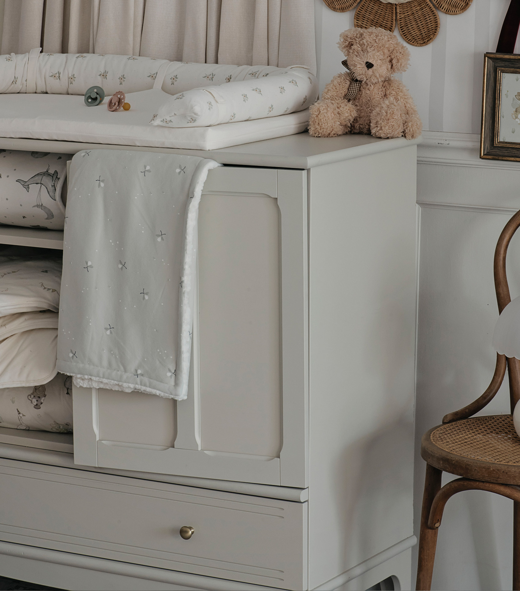 changing mat - Anemone blossom