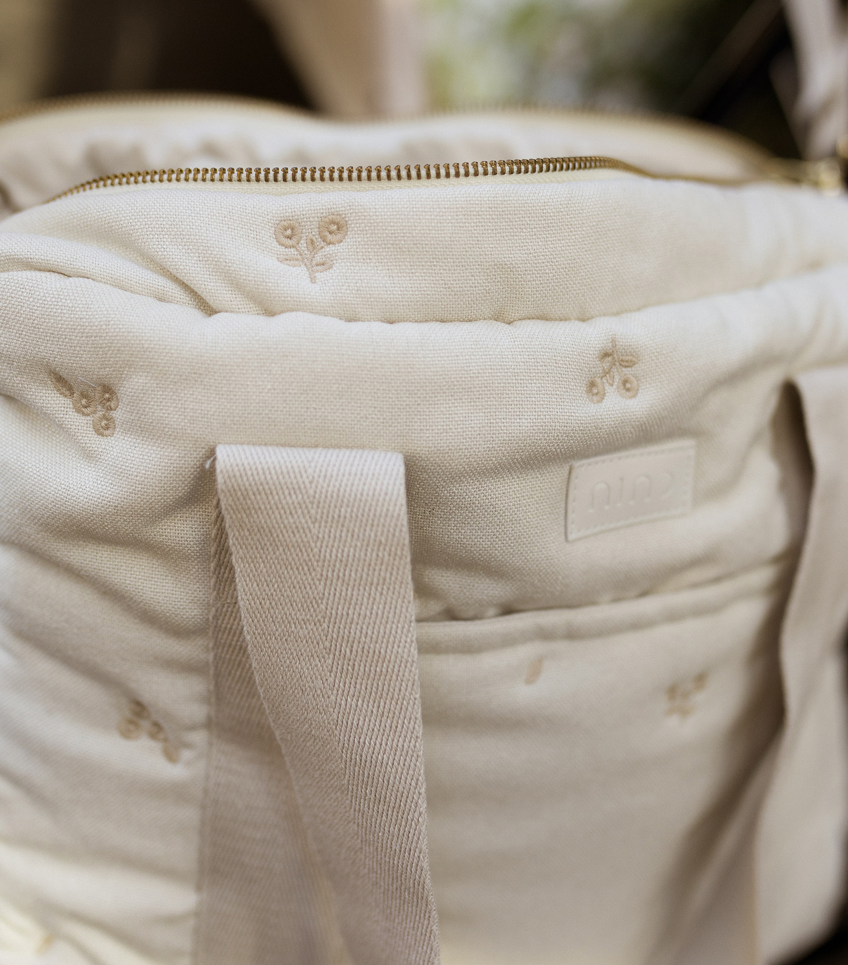 emb stone mama bag 5