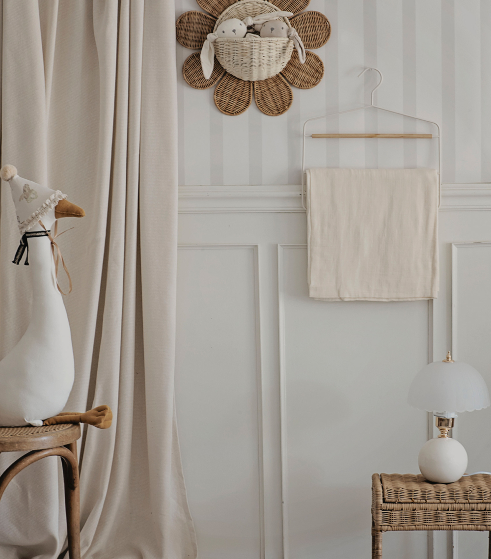 swaddle - cream swaddle - cream